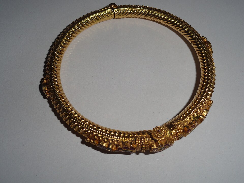 Heritage Plain Bangle 4
