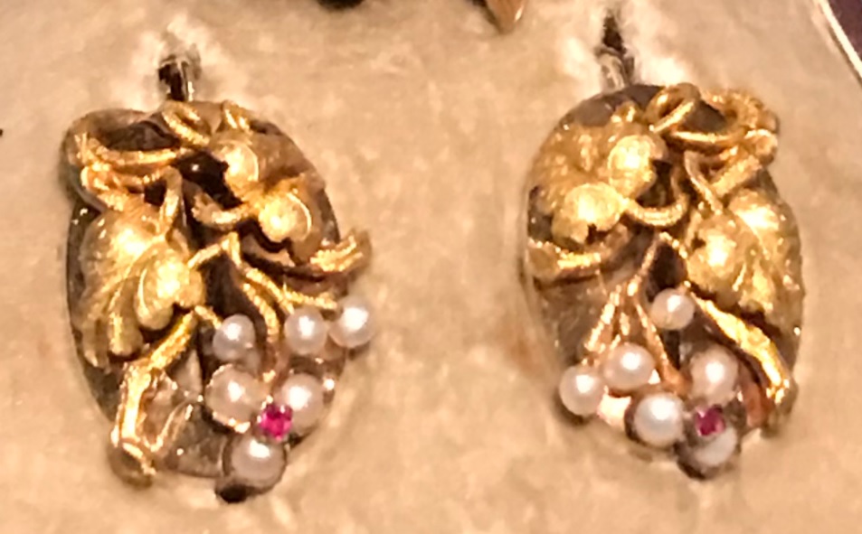 Traditional Drop Earrings 19