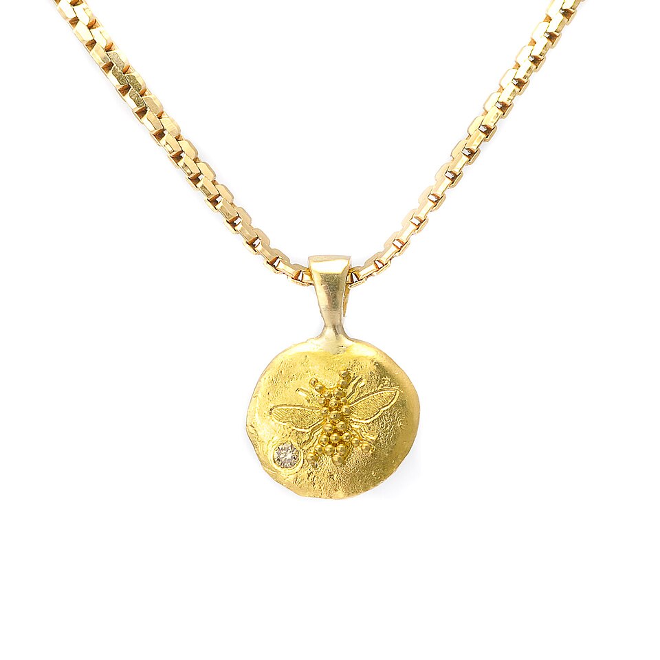 Festive Floral Pendant 18